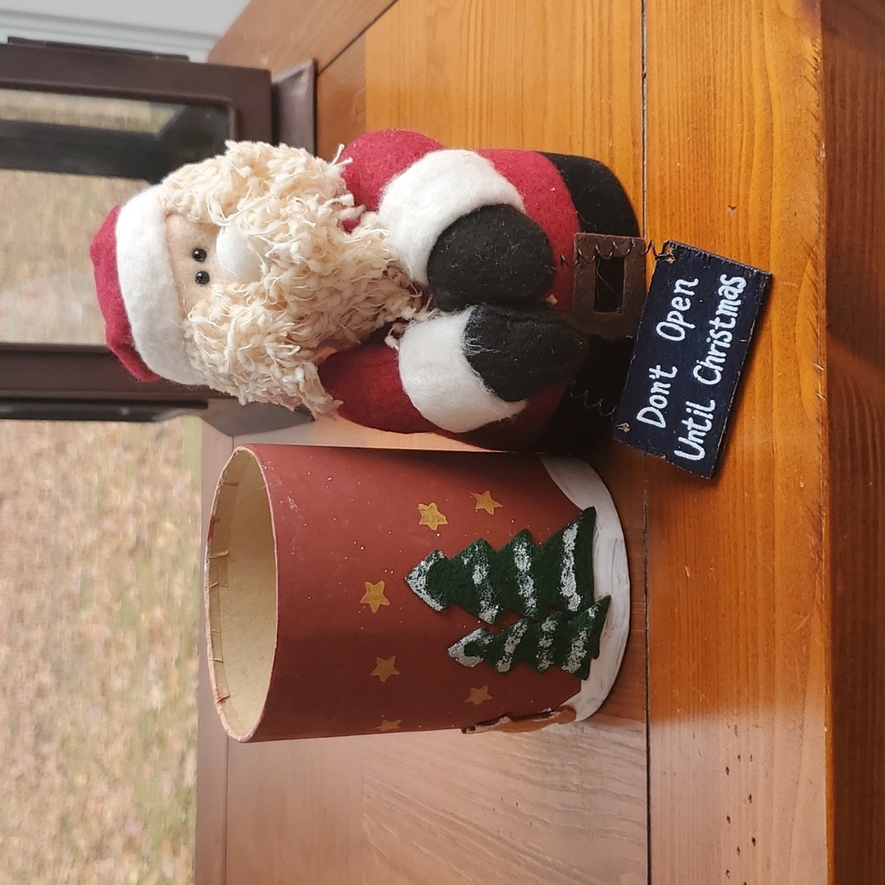 Santa's Mini Goody Jar, no peeking! πHomemade craft, 9" tall wit u lid on - Picture 2 of 6